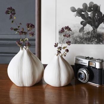 Porcelain Garlic Vase, 3 of 4
