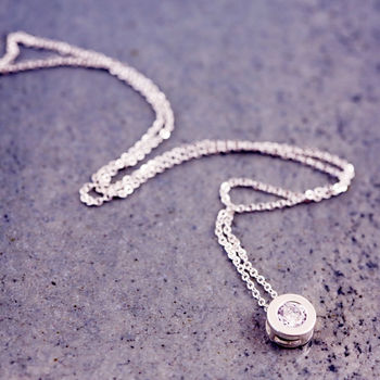 Round Solitaire Necklace, 3 of 5