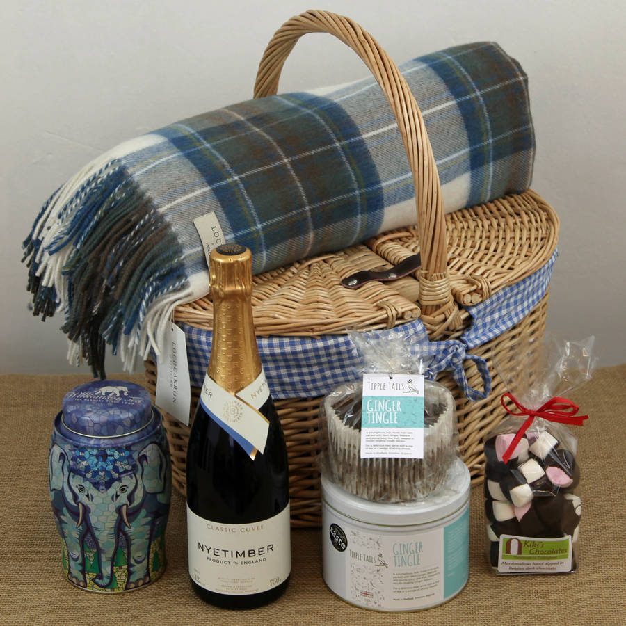 English Sparkling Picnic Basket By Jones and Jones of Berwickupon