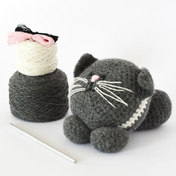 Kitten Learn To Crochet Kit, 3 of 5