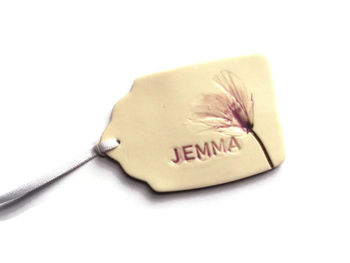 Personalised Gift Tags Place Setting Wedding Favours, 2 of 4