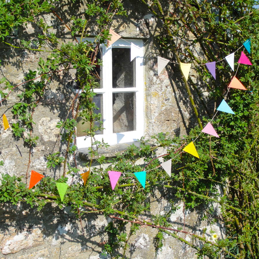 Traditional Country Bunting, 1 of 7