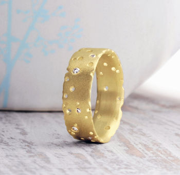 Patterned 18ct Gold Band, 4 of 6