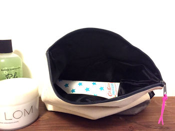 'This Bag Contains My Face' Washbag, 4 of 5