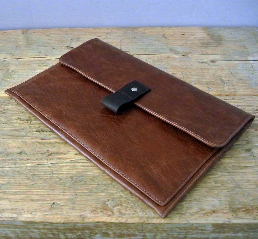 personalised deluxe leather macbook air case by freeload leather ...