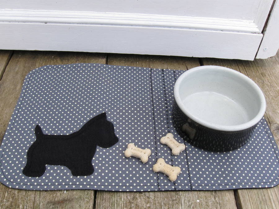 feeding mat for dogs by the dandy dog company