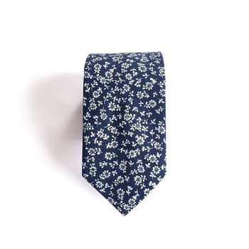 Charlie Ditsy Floral Men's Tie, 3 of 4