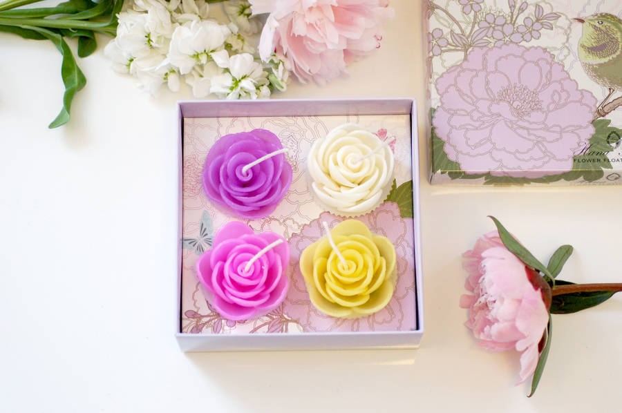 Handmade Scented Floral Floating Candle Gift Set By The Luxe Co
